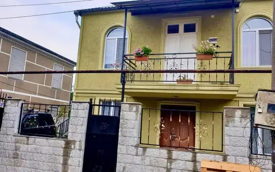 House and Operating Hotel in One Yard in Batumi, photo 5