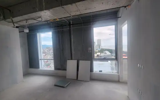 2-комнатная квартира с видом на море в Batumi Tower - სურათი 1