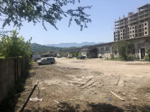 Продается коммерческая площадь под завод, склад и для производство в городе Батуми.
