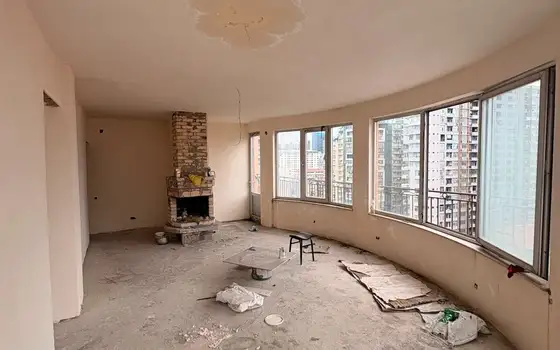Просторная квартира 198 м² с террасой и панорамным видом в Батуми - изображение 1