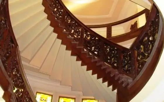 Baroque-style mansion in the center of Batumi, photo 12