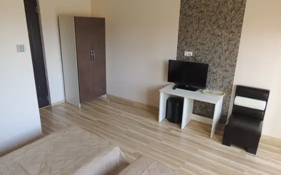 Operating 9-Storey Hotel on Petre Bagrationi Street, photo 5