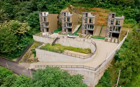 New Three-Storey Villa in Ortabatumi, photo 2