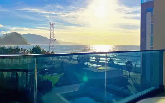 Modern 1-Bedroom Apartment Near the Sea in Green Side Gonio - image 1