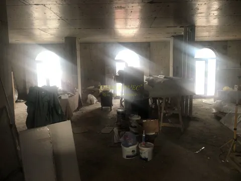 Продается квартира на седьмом этаже в центре старого города Батуми шикарним видом на горы, море и город.