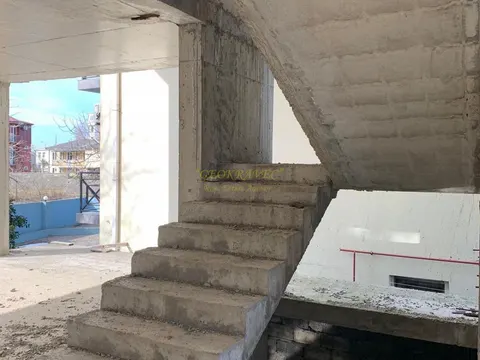 Продается Гостиница не 64 номеров у моря в Гонио. От застройщика.