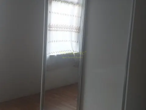 Продается частный дом в тихом районе в Чакви.