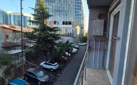 Просторная квартира 94 м² на Руставели рядом с бульваром, фото 4