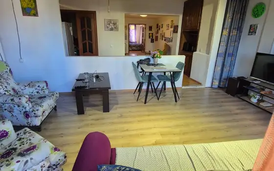 Просторная квартира 94 м² на Руставели рядом с бульваром, фото 2