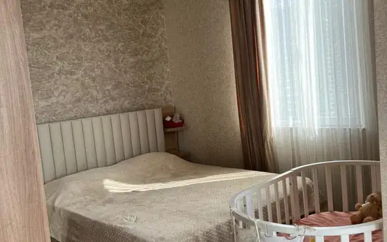 3-комнатная квартира с двумя балконами на улице Ладо Гудиашвили, фото 2