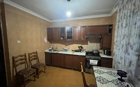 3-ოთახიანი ბინა აივნით აღმაშენებლის ქუჩაზე, ფოტო 7