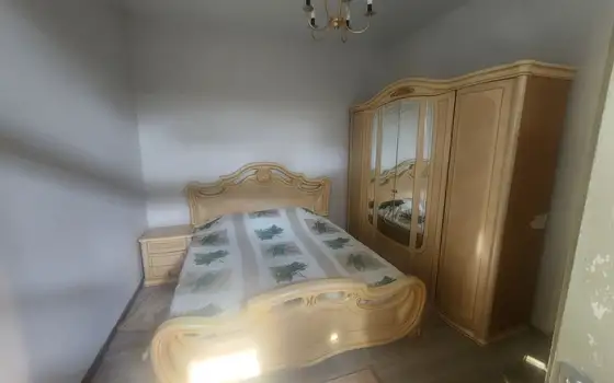 ფართო ბინა ძველი ბათუმის გულში, პიაცასთან ახლოს, ფოტო 4