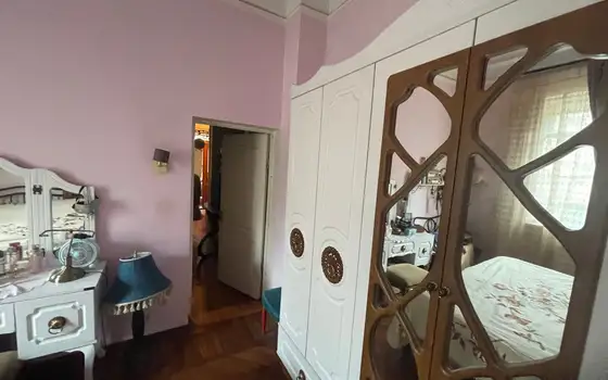 Spacious Second Floor Home in Old Batumi, photo 6