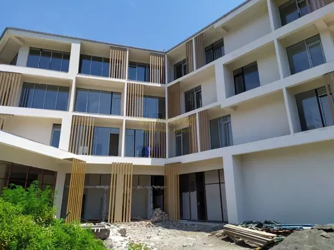 Срочная продажа гостиницы в Гонио у моря.