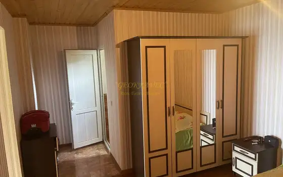 Продается трехэтажный дом гостиничного типа на берегу Черного моря в Чакви.