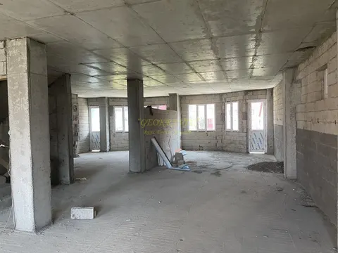 Продается 6 - этажный корпус обшей площадью 1080 кв. в городе Батуми.