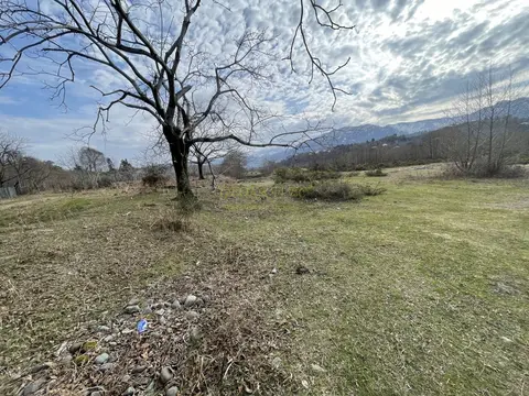 Продается земельный участок у реки в Кобулети. Аджария.