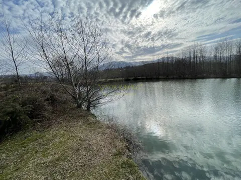 Продается земельный участок у реки в Кобулети. Аджария.