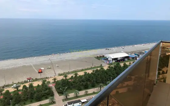 Продажа элитной квартиры на первой линии Чёрного моря в гостиничном комплексе Hilton.