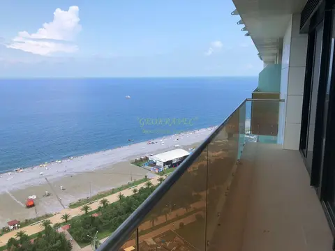 Продажа элитной квартиры на первой линии Чёрного моря в гостиничном комплексе Hilton.