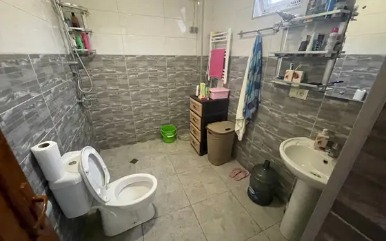 Продается частный дом в 3-х км от Батуми с прекрасным видом на горы.