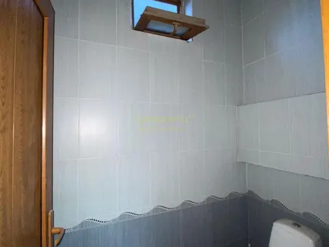 Отремонтированное, светлое офисное помещение на многолюдной улице в Батуми.