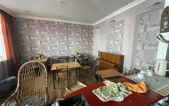 Коммерческая площадь в старом Батуми на первом этаже.