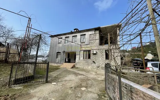Собственный дом гостиничного типа в тихом и спокойном месте в Гантиади. Выгодно для инвестиции. - სურათი 1