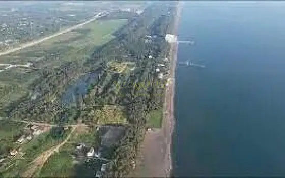 Участок на продаже в 300 метрах от моря в Капровани.