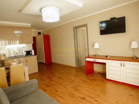 Квартира с ремонтом у моря в гостиничном комплексе "Orbi Sea Tower".