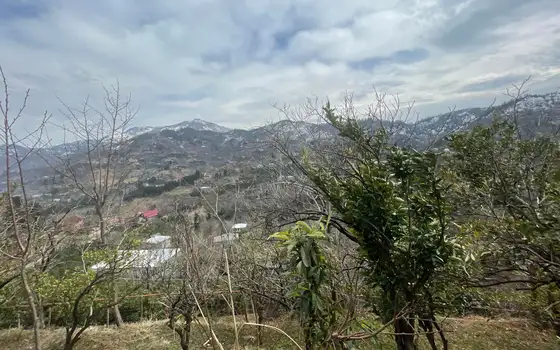 Частный дом с видом на горы в тихом месте в Сахалвашо.