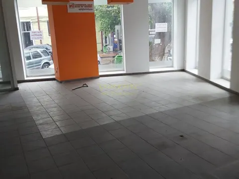 Сдается в аренду коммерческое помещение в центре старого Батуми.