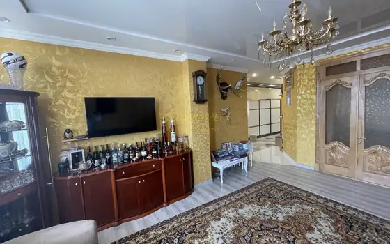 Продается недвижимость с качественным ремонтом.