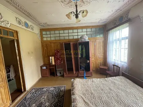 Продается частный дом в 5 км от набережной.