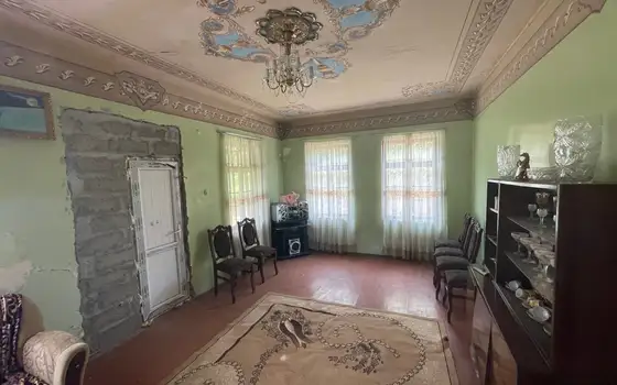 Продается частный дом в 5 км от набережной.