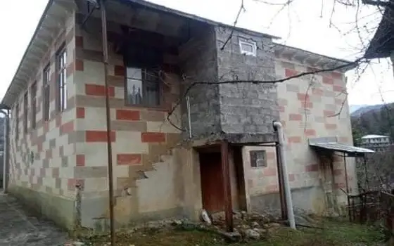 Продается частный дом в 5 км от набережной.