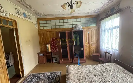 Продается частный дом в 5 км от набережной.