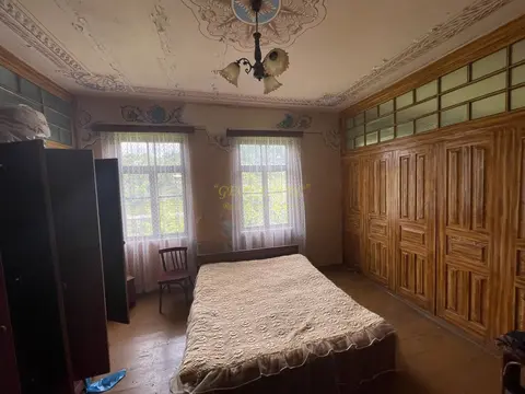 Продается частный дом в 5 км от набережной.