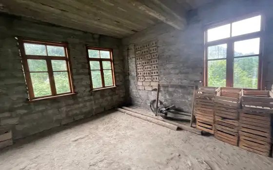 Продается частный дом с мандариновым садом и с видом на море в Чакви.