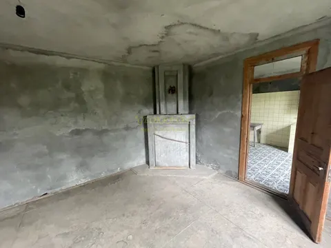 Продается частный дом с мандариновым садом и с видом на море в Чакви.