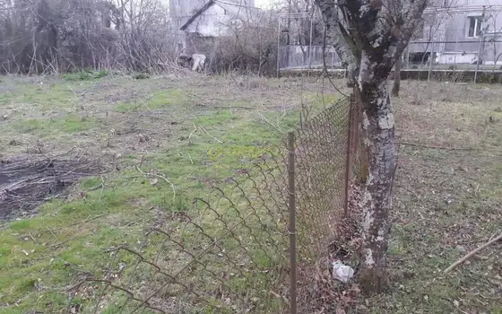 Продается земля несельскохозяйственного назначения в 200 метрах от моря.