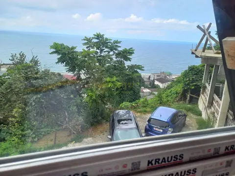 Продажа коттеджа в курортной зоне, недалеко от моря, с прекрасным видом на горы и море