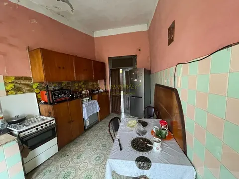 Продается дом в Аламбаре, с прекрасным видом, на возвышенности