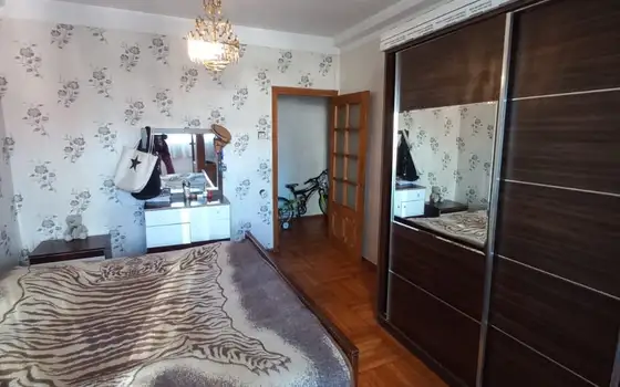 Продается квартира с прекрасным видом, в старом Батуми у моря