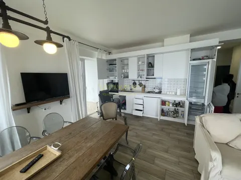Квартира класса люкс у моря, в курортной зоне, с прекрасным видом в Квариати