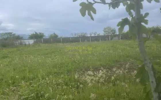 Земельный участок недалеко от центра города