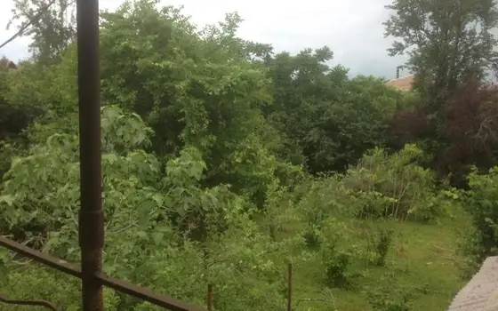 Двухэтажный дом с участком земли в Даба Чакви
