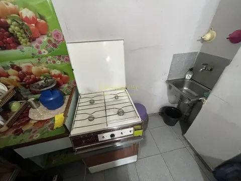 В  Кобулети  продается коммерческое помещение .