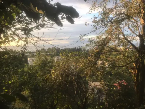 Село  Капрешуми в муниципалитете Хелвачаури недалеко от Батуми.