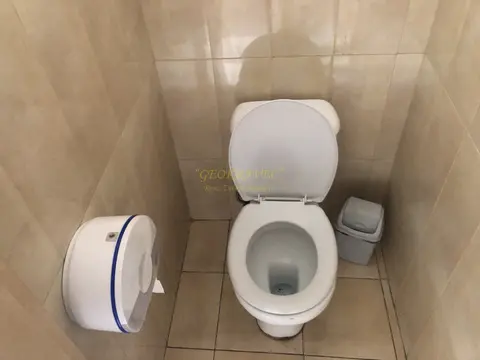 Продается коммерческая площадь под клинику или детский сада в городе Батуми.